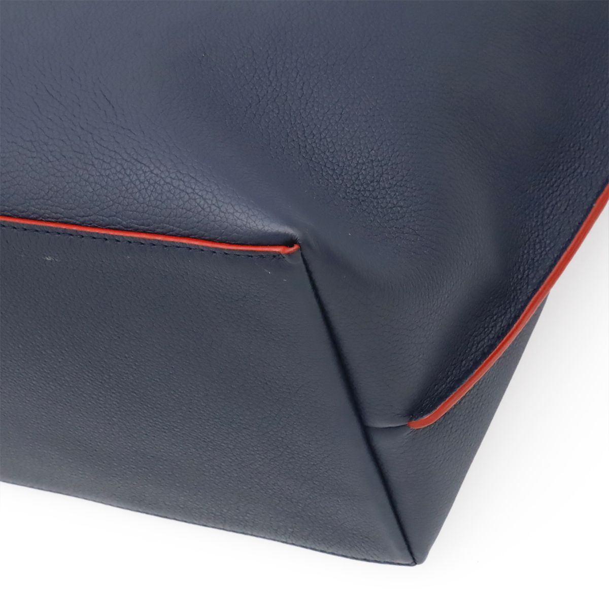 Louis Vuitton Lockme Go Tote Shoulder Turnlock Leather Marine Rouge Navy Silver — view 3