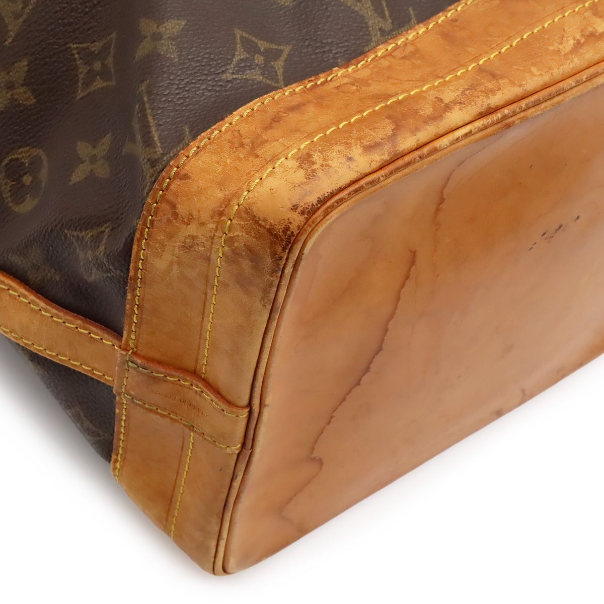 Louis Vuitton Monogram Noe Shoulder Bag Semi Drawstring — view 3