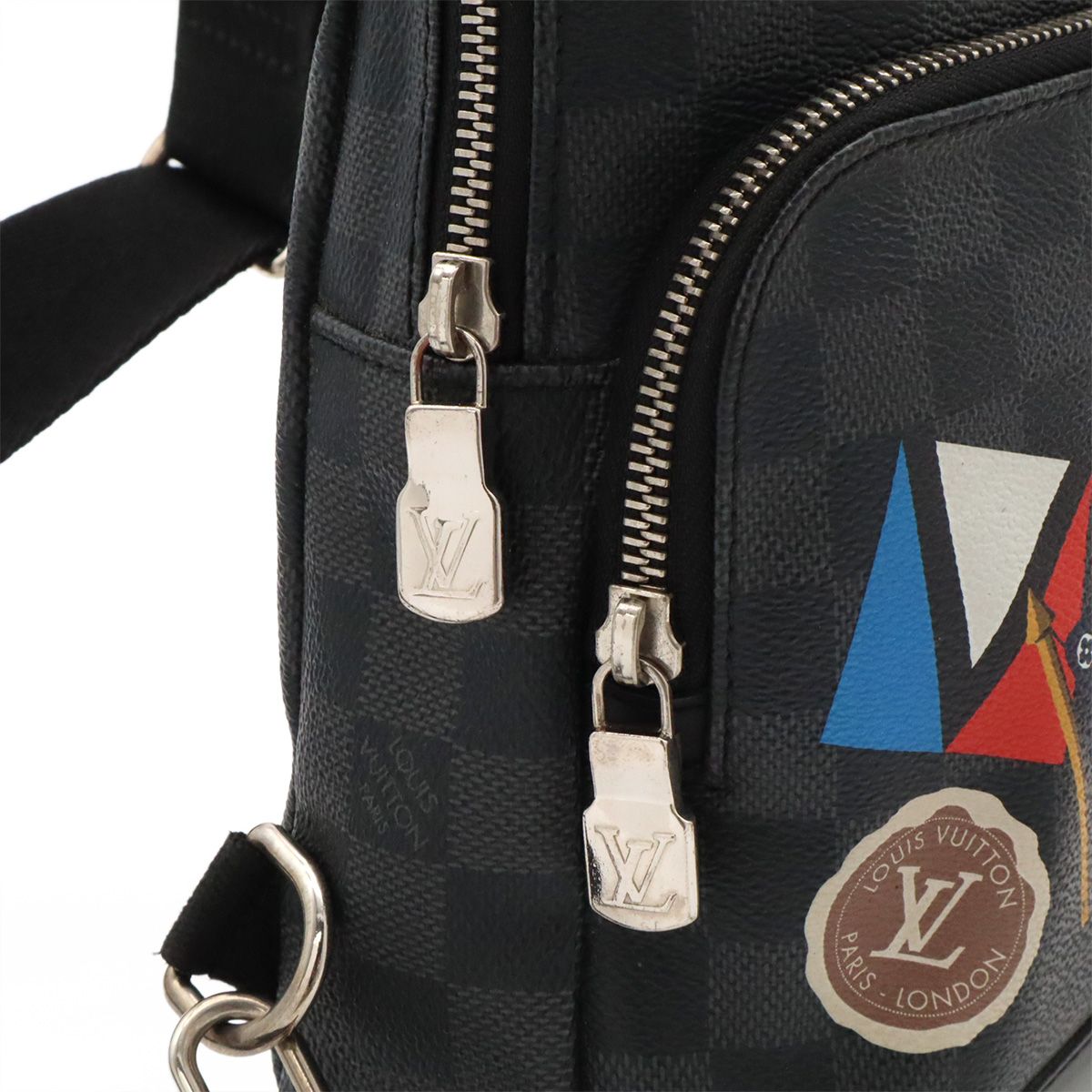 Louis Vuitton Damier Graphite Avenue Sling Bag Travel — view 5
