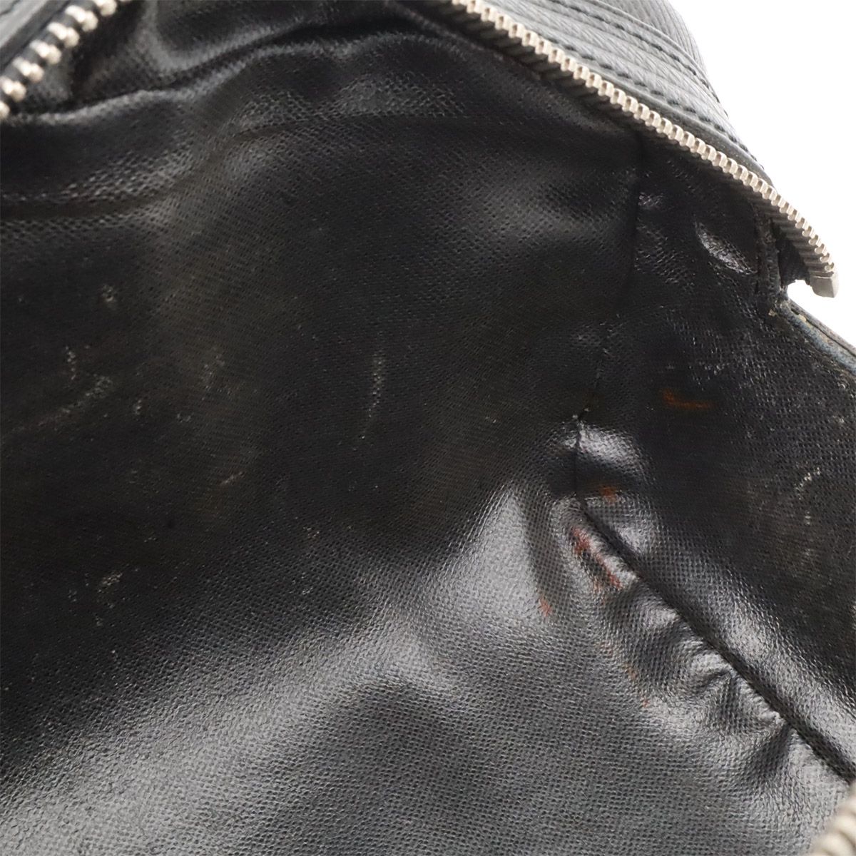 Louis Vuitton Taiga Trousse Yvan Clutch Pouch Leather Ardoise Black — view 6