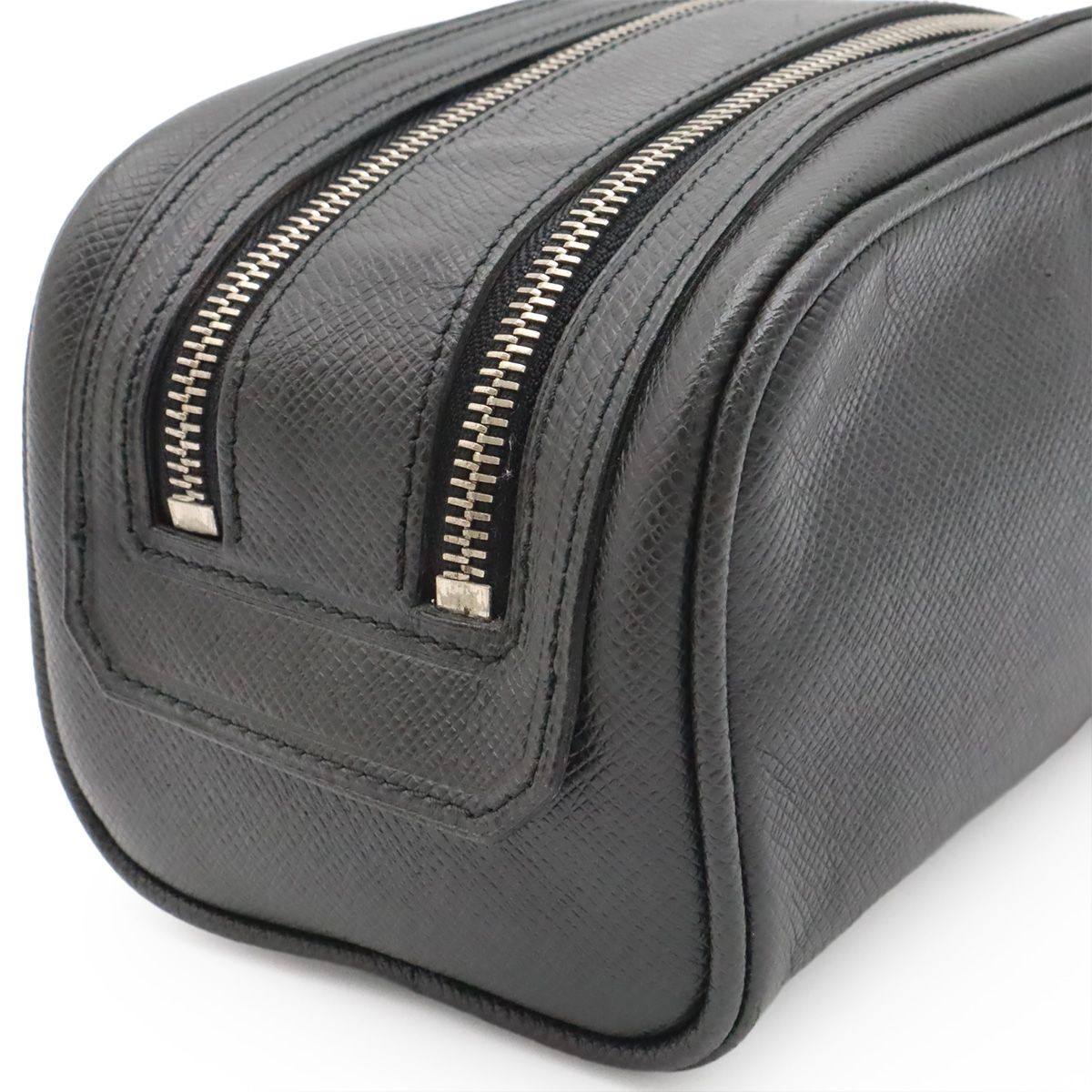 Louis Vuitton Taiga Trousse Yvan Clutch Pouch Leather Ardoise Black — view 8