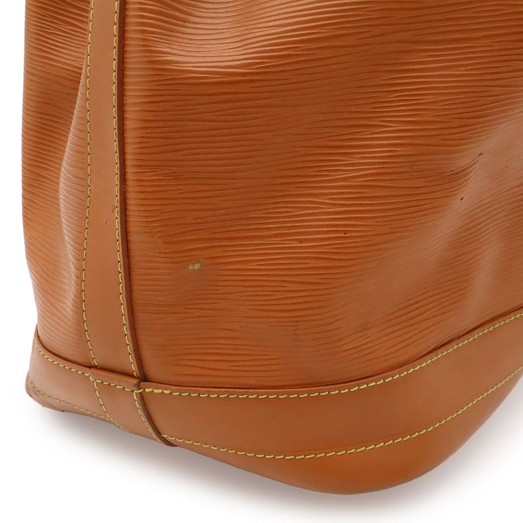 Louis Vuitton Epi Noe Drawstring Shoulder Bag Cipango Gold Camel — view 8