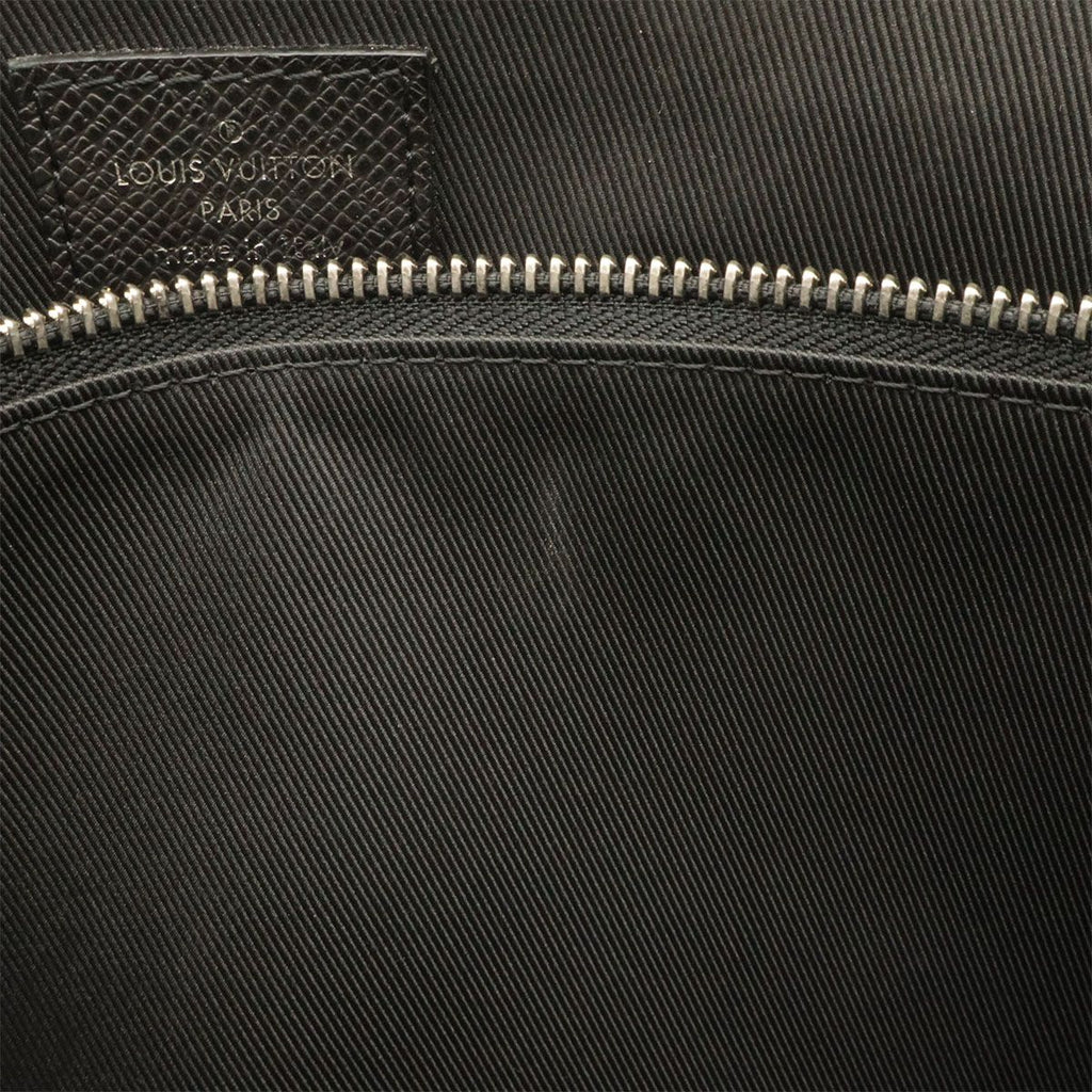 Louis Vuitton Taiga Roman PM Shoulder Bag Crossbody Leather Ardoise Black — view 8