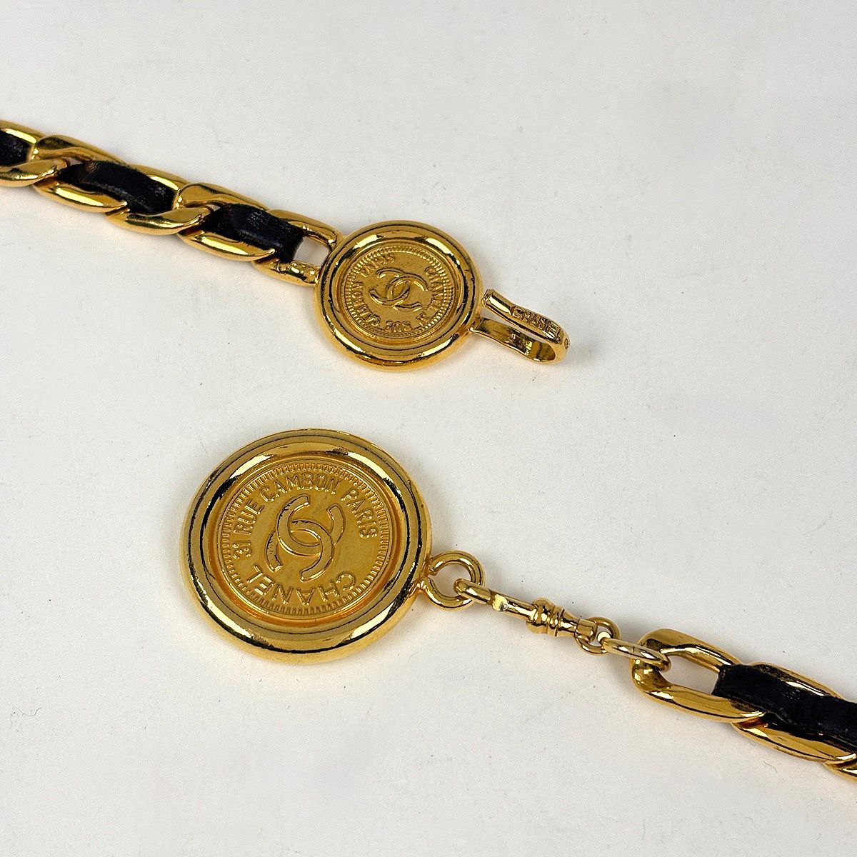 Chanel Belt CC Logo 31 Rue Cambon Leather Black — view 3
