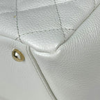Chanel Shoulder Bag CC Logo Quilted Caviar Leather White — view 3
