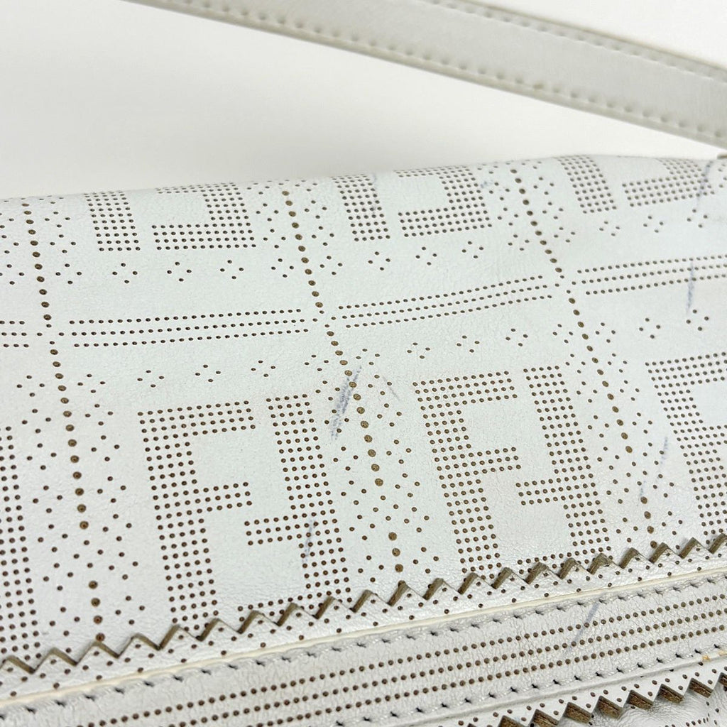 Fendi Shoulder Bag Zucchini Leather White — view 6