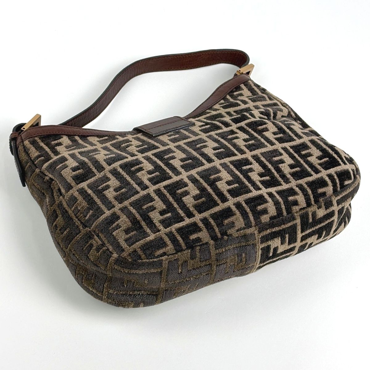 Fendi Shoulder Bag Zucchini Fabric Brown — view 2