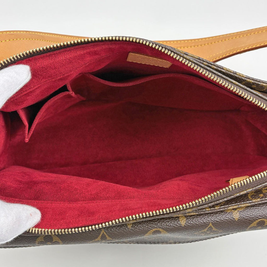 Louis Vuitton GM Shoulder Bag Monogram Brown — view 8