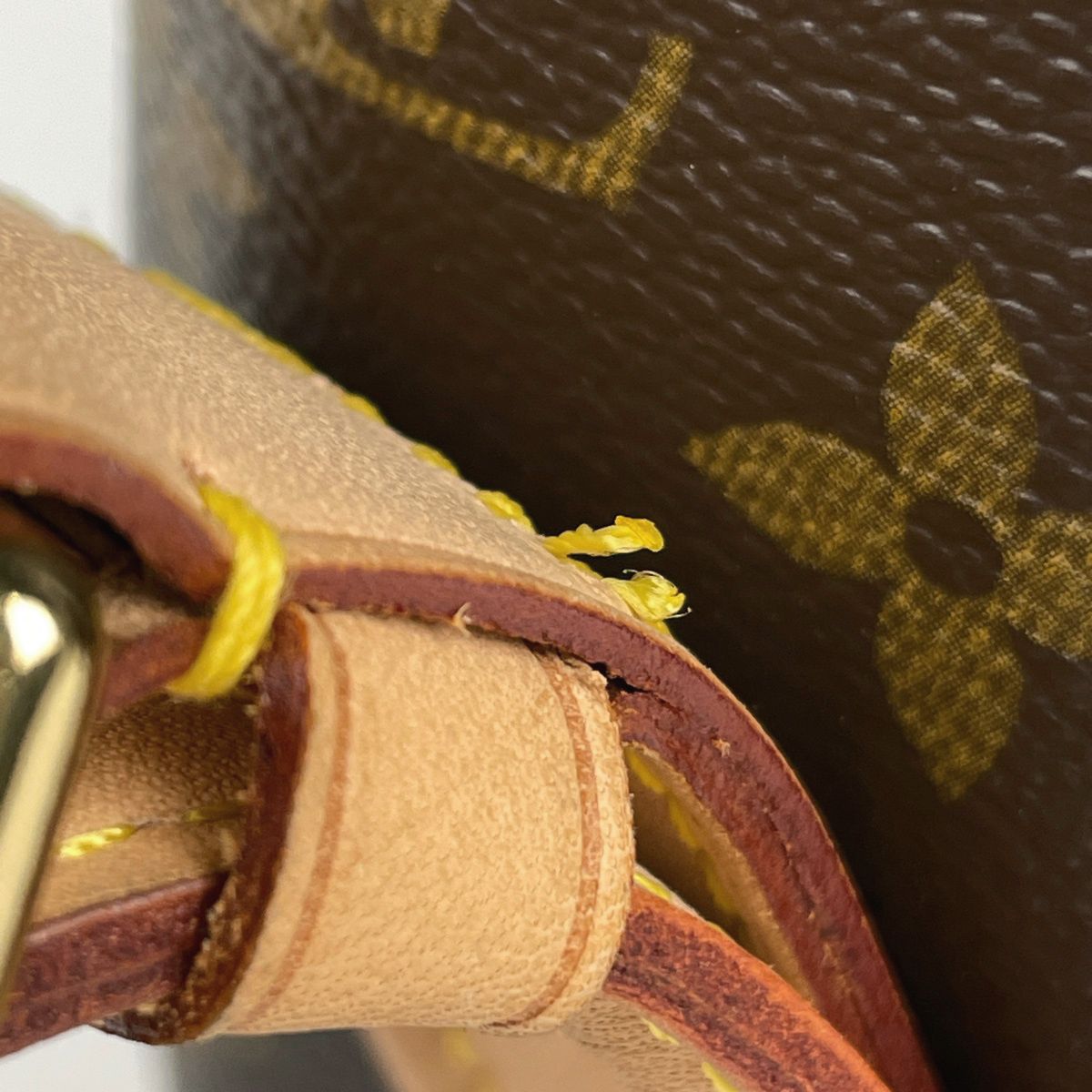 Louis Vuitton GM Shoulder Bag Monogram Brown — view 5