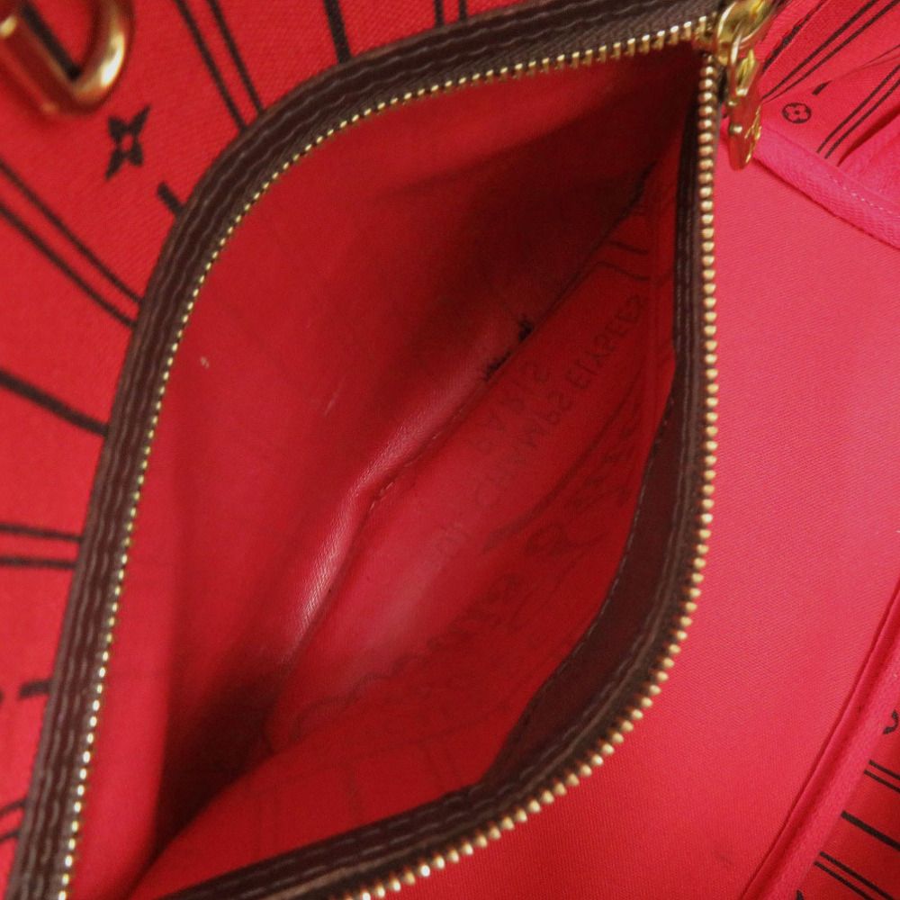 Louis Vuitton Neverfull PM Damier Cerise Tote — view 6