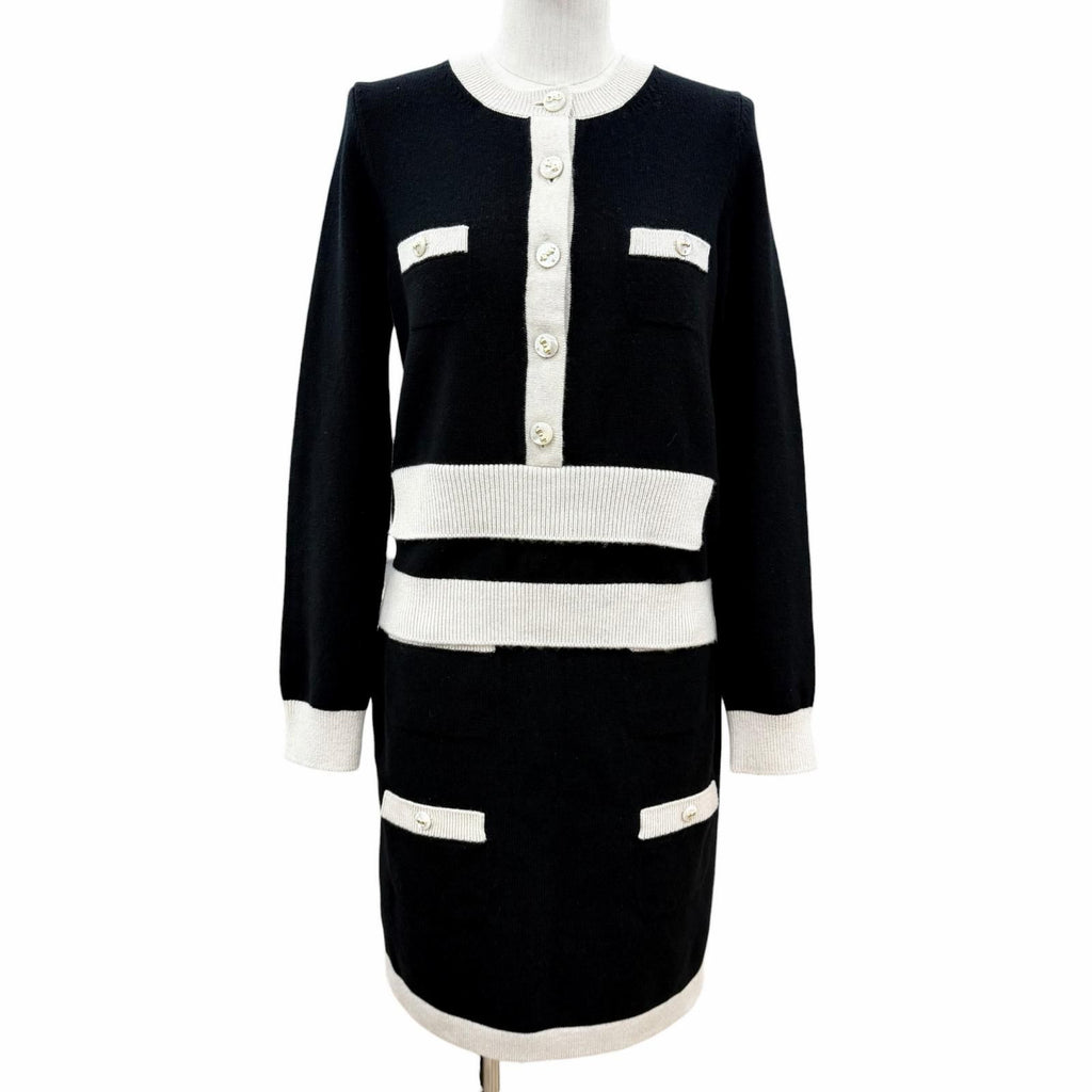Chanel Cashmere Ribbon CC Logo Button Set 36 UK
