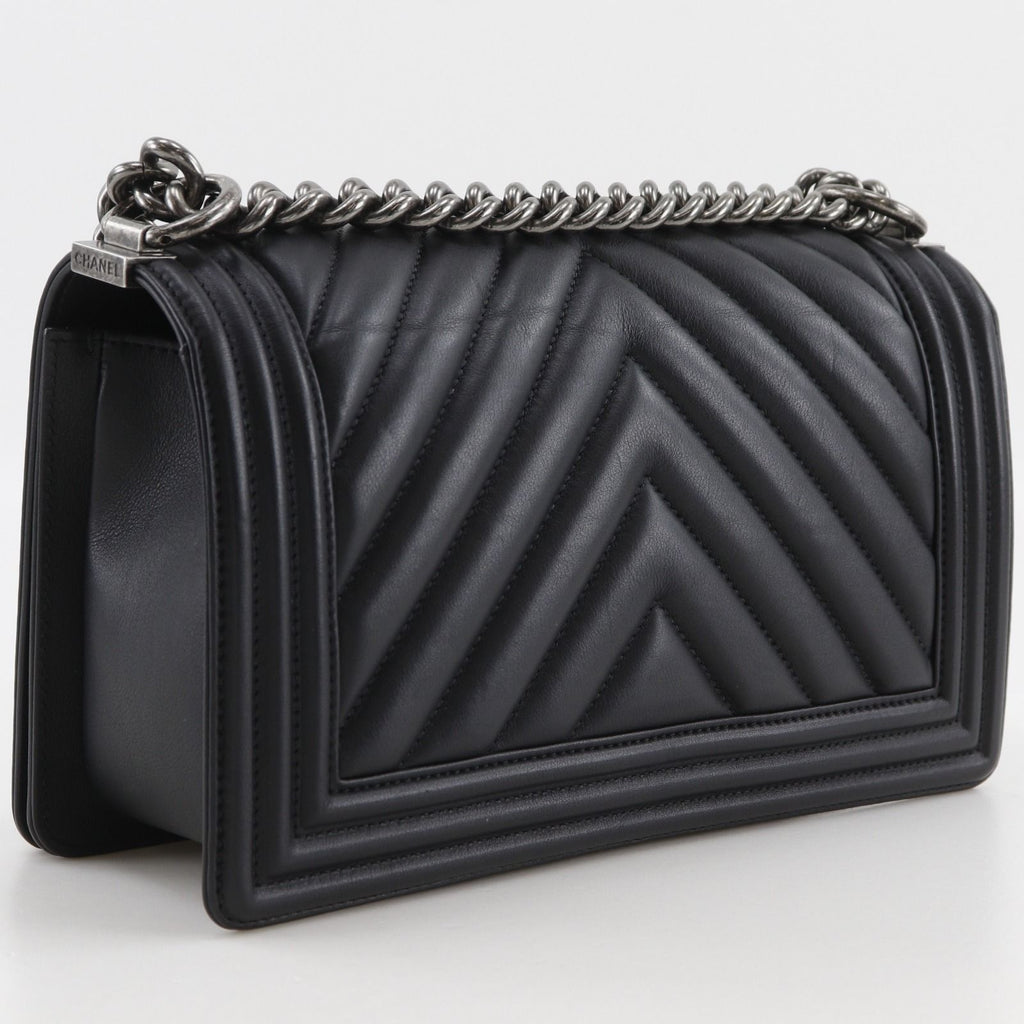 Chanel Boy 25 Chain Shoulder Calf Black — view 3