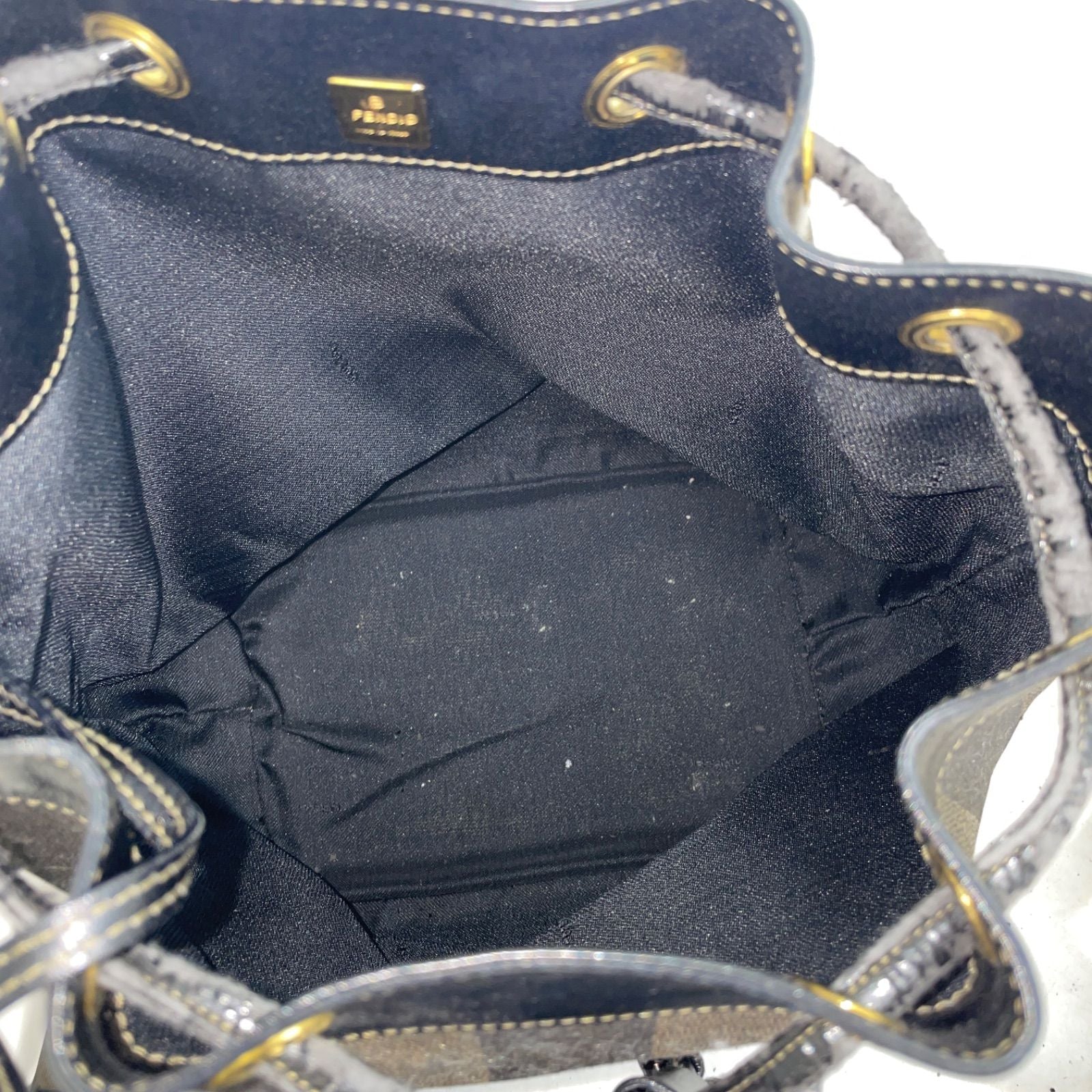 Fendi Pecan Drawstring Shoulder Bag Black — view 7
