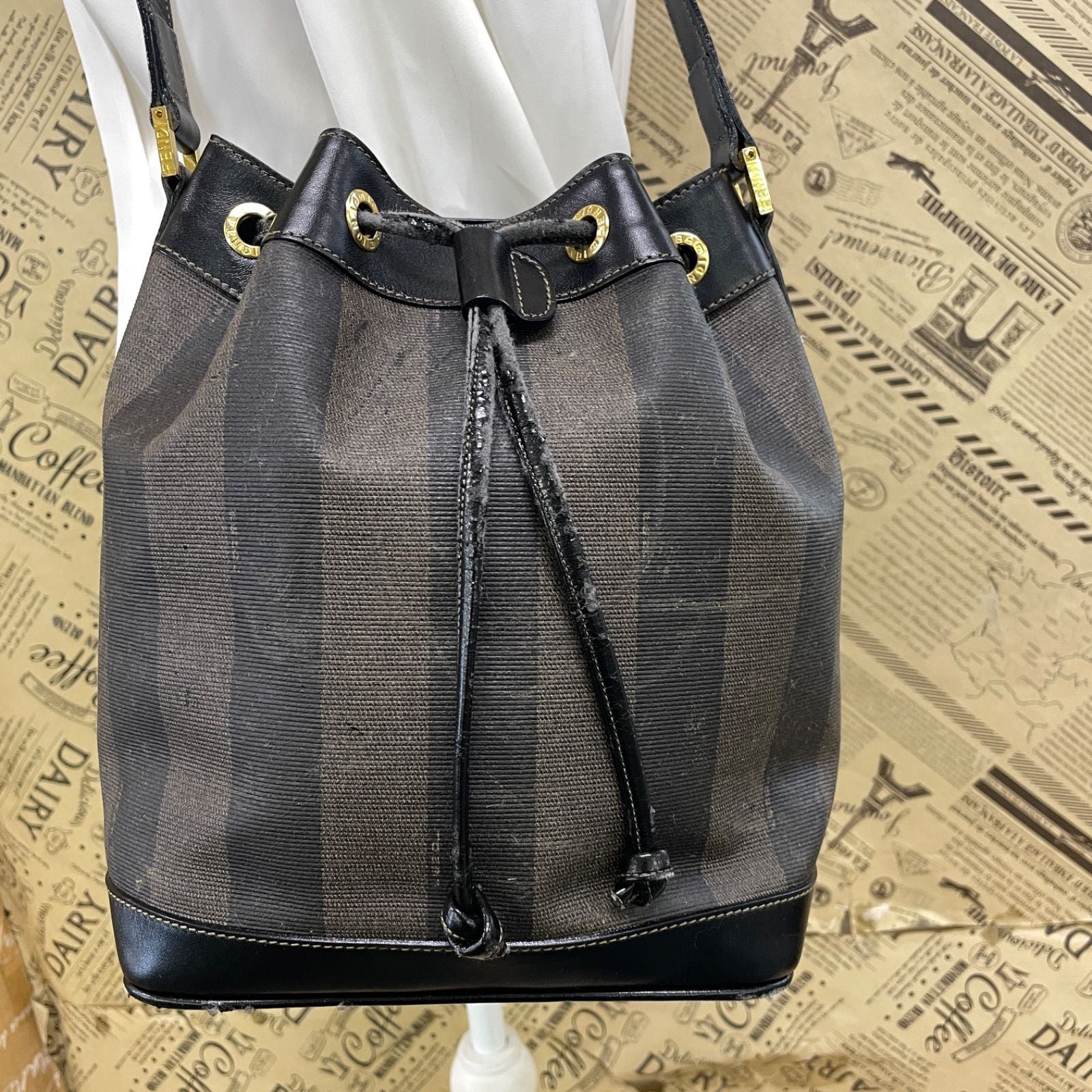 Fendi Pecan Drawstring Shoulder Bag Black