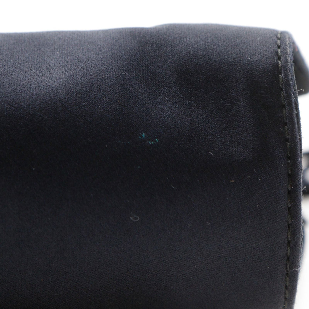Prada Logo Kiss Lock 2-Way Clutch Satin Black — view 7