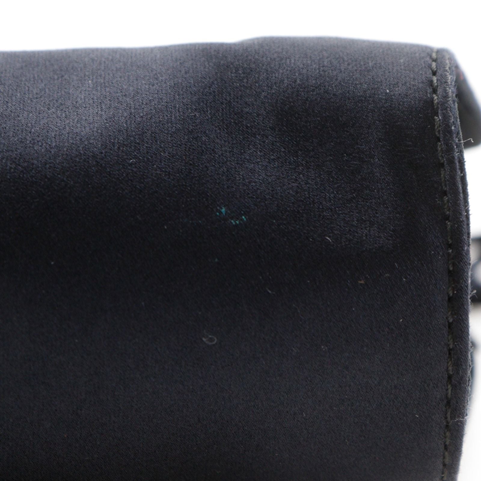 Prada Logo Kiss Lock 2-Way Clutch Satin Black — view 7