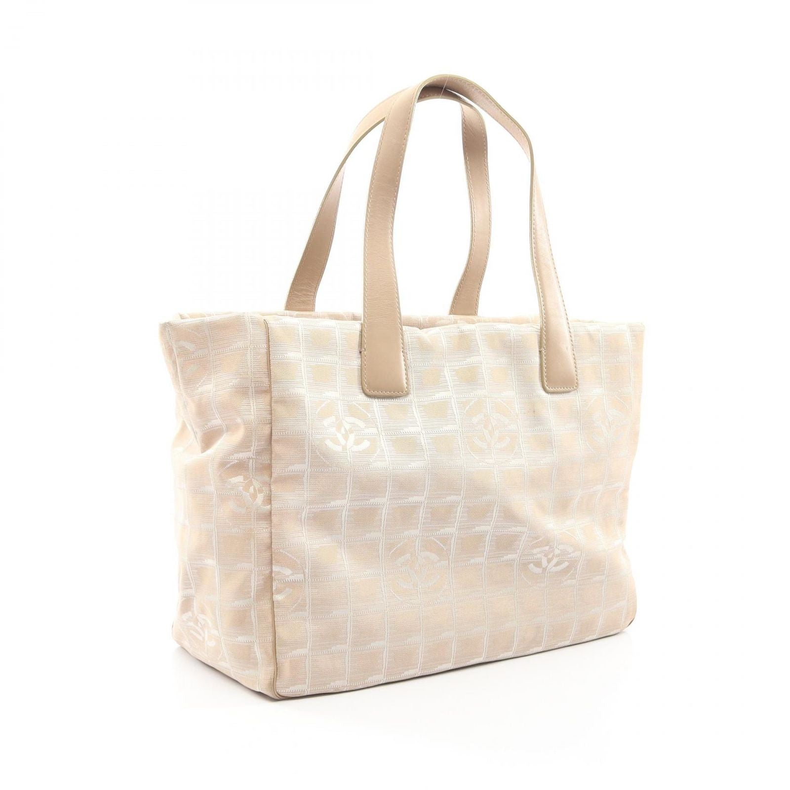 Chanel Tote New Travel Line MM Beige Leather New MM — view 2