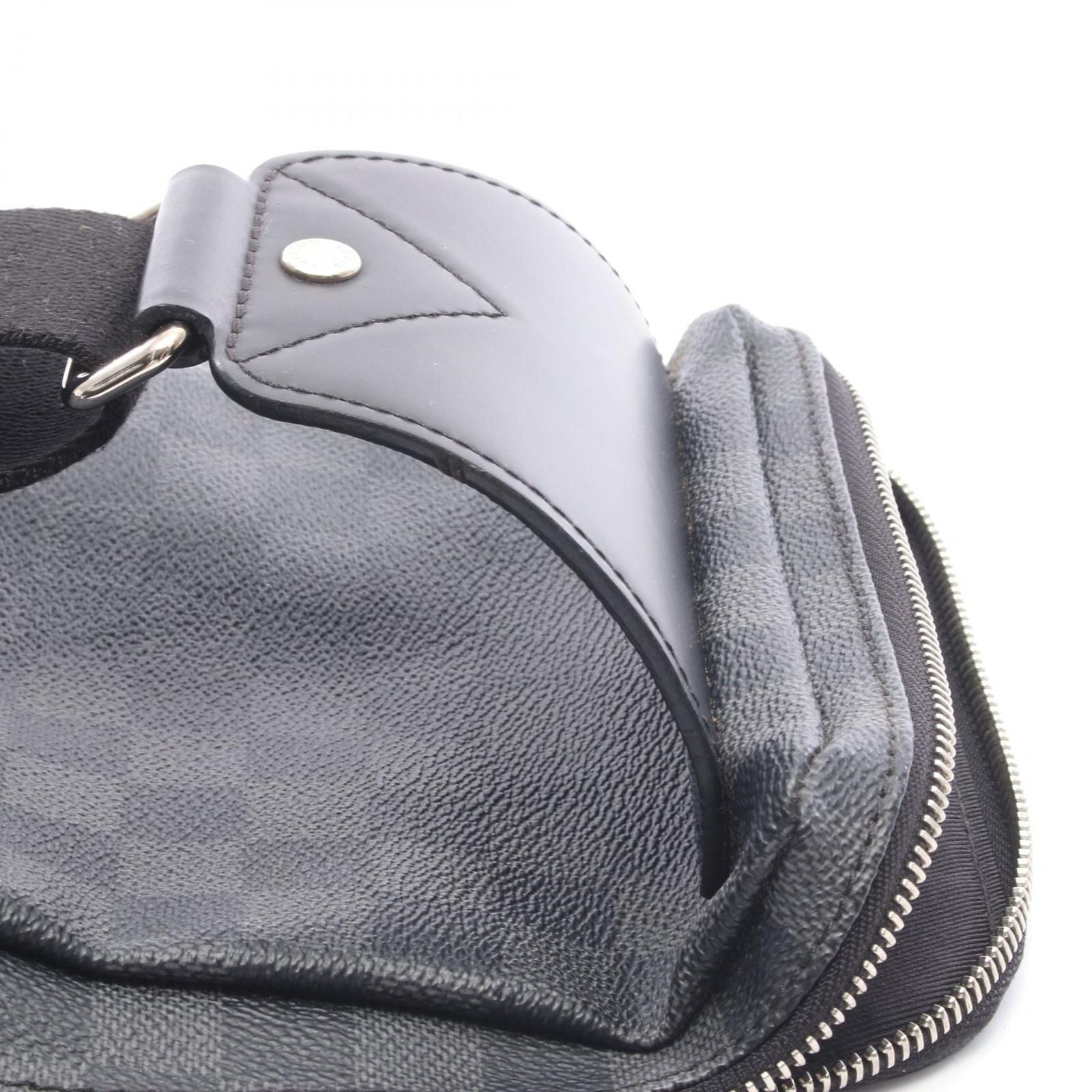 Louis Vuitton Waist Bag Avenue Canvas Leather — view 9