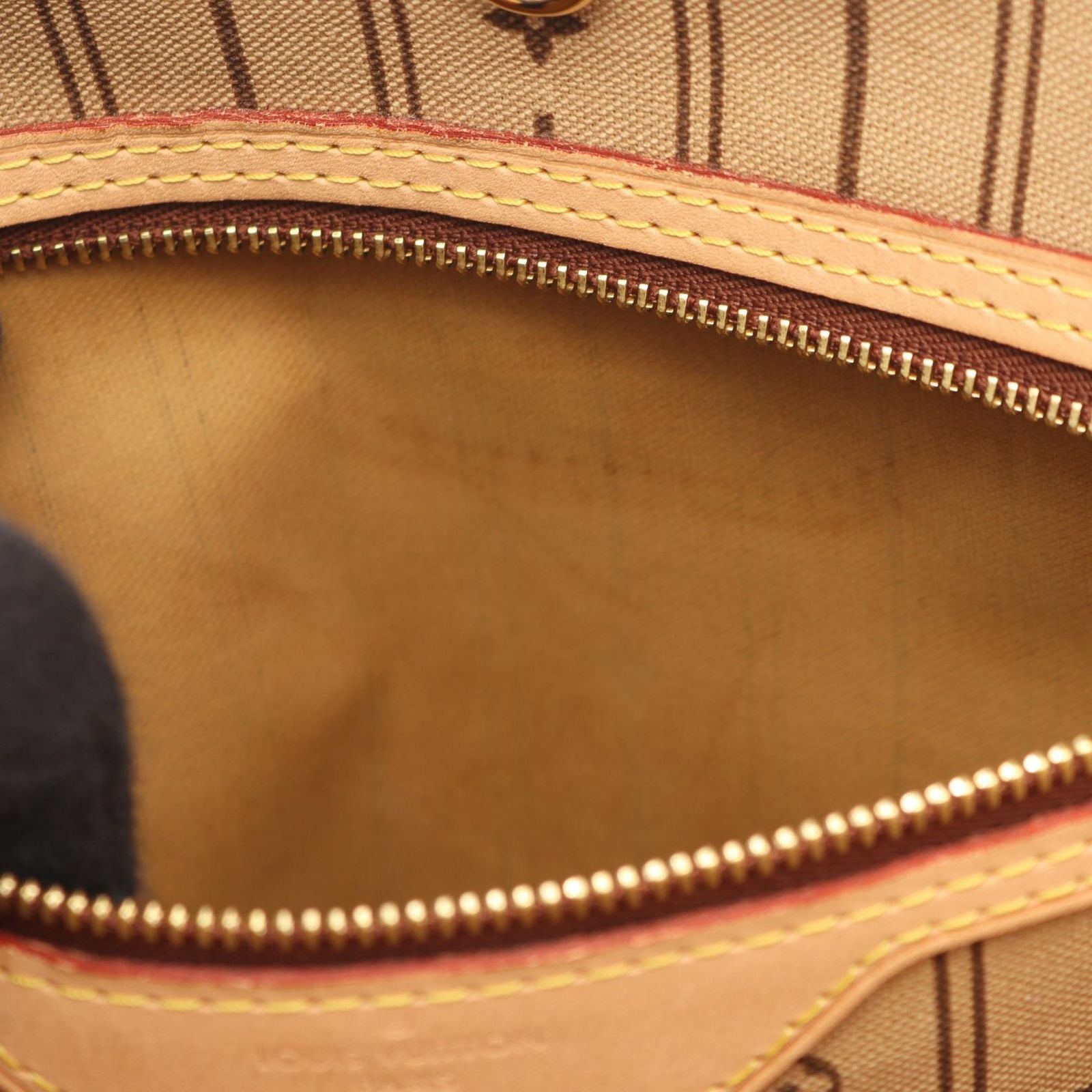 Louis Vuitton Tote Neverfull MM Monogram Canvas Leather — view 6