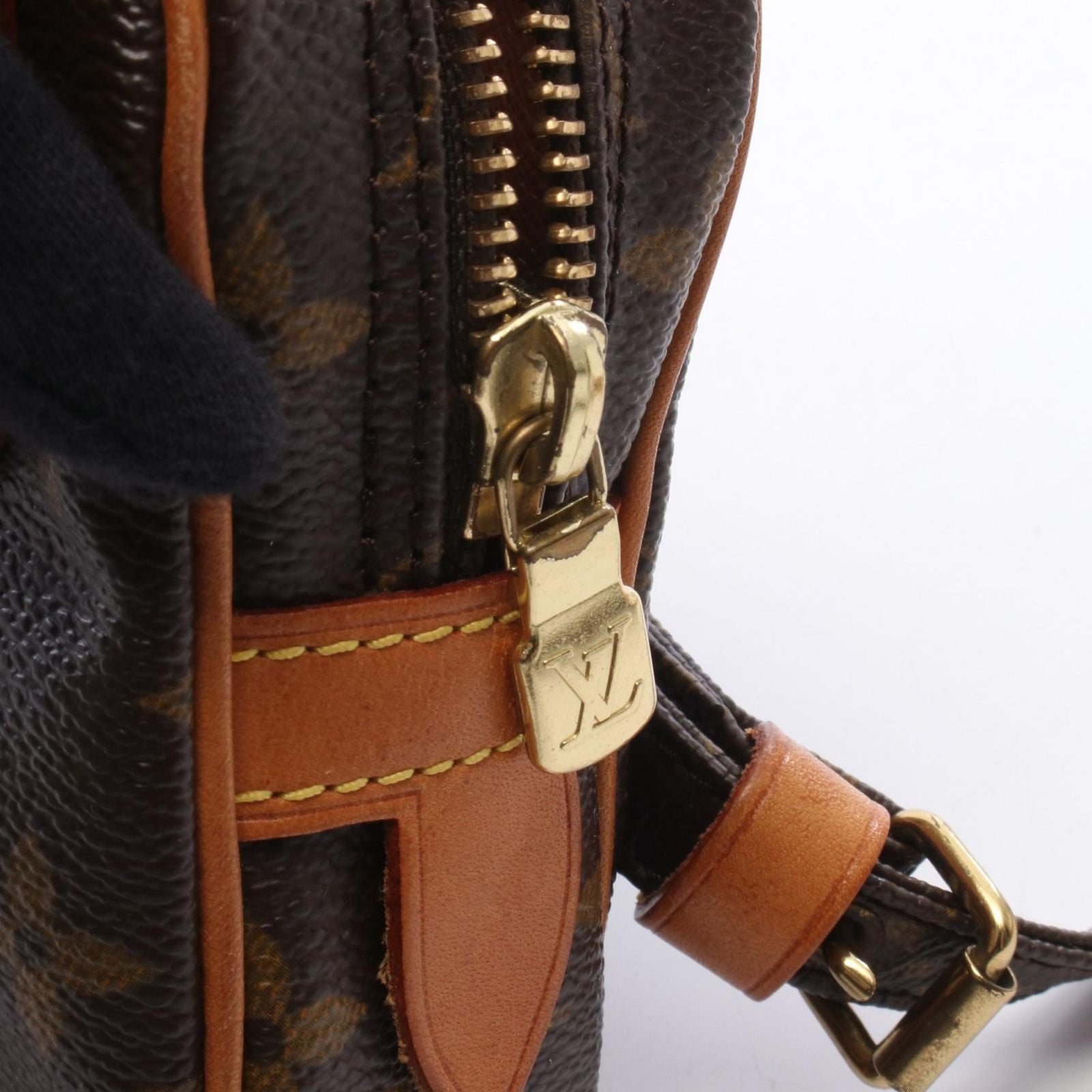 Louis Vuitton Shoulder Bag Ma Roulis Bandouliere Monogram Canvas Leather — view 6