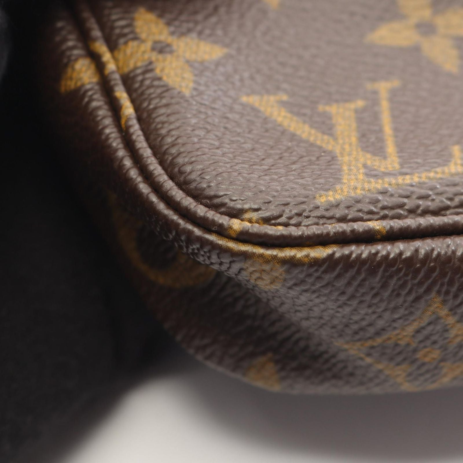 Louis Vuitton Handbag Pochette Soir Monogram Canvas Leather — view 8