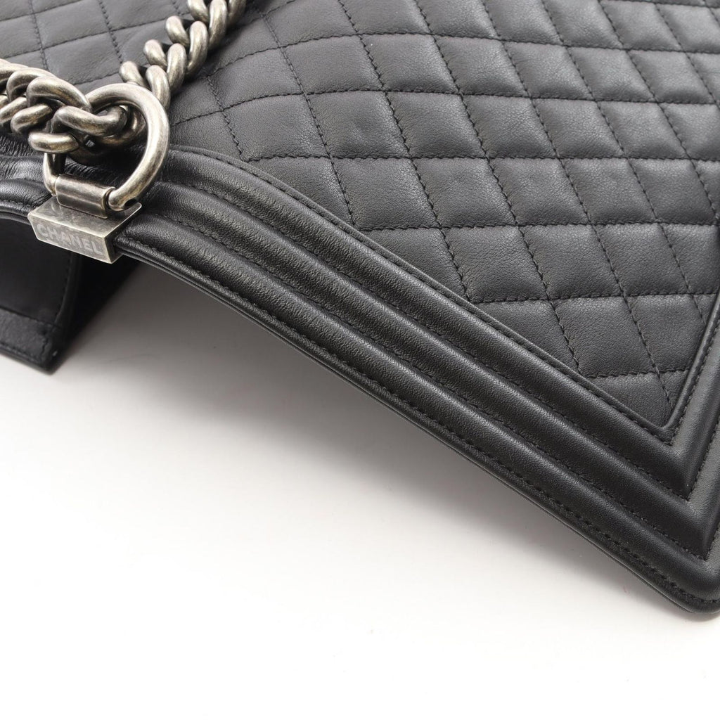 Chanel Shoulder Bag Boy Black Lambskin Boy Chain — view 8