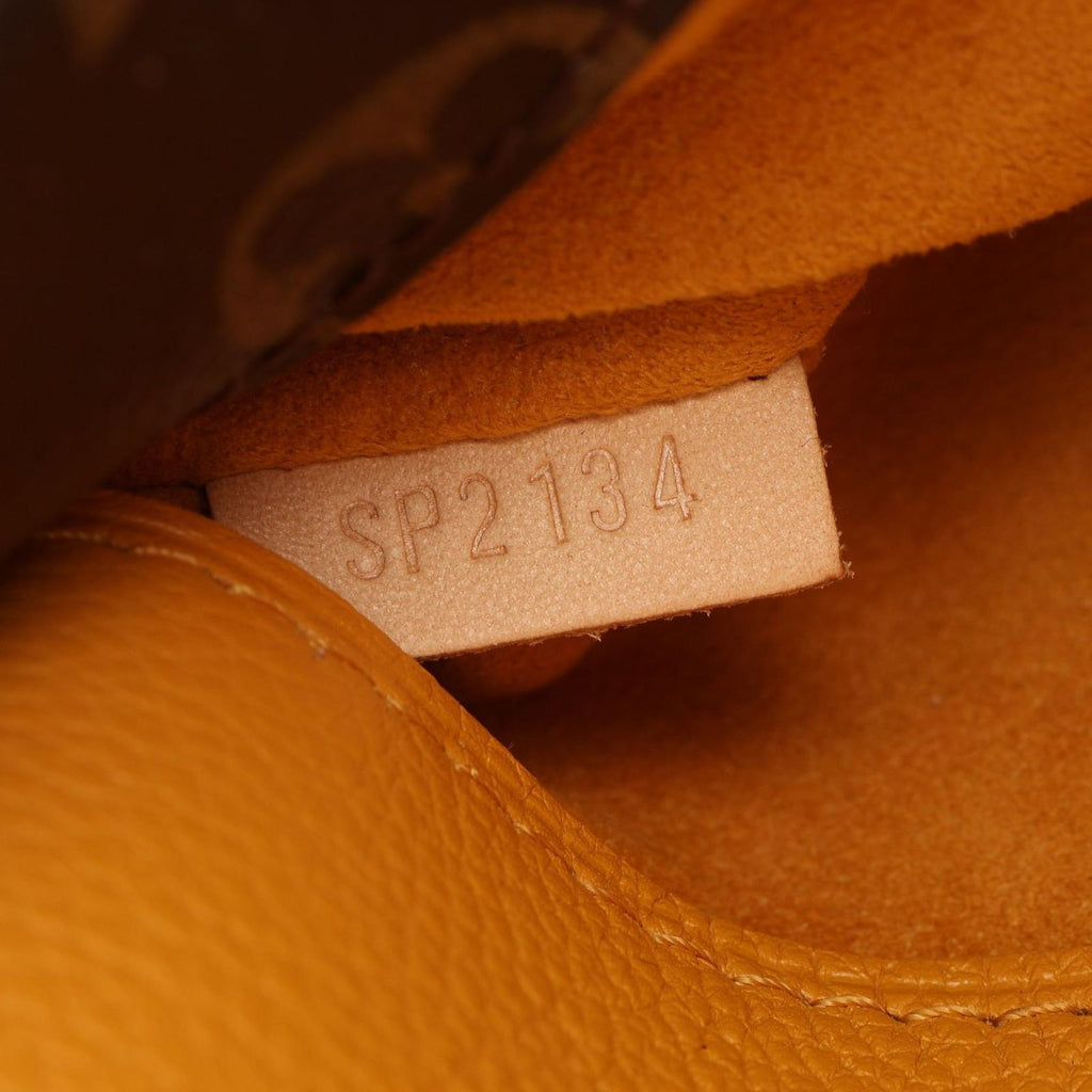 Louis Vuitton Handbag Pallas BB Monogram 2-Way Saffron Canvas — view 5