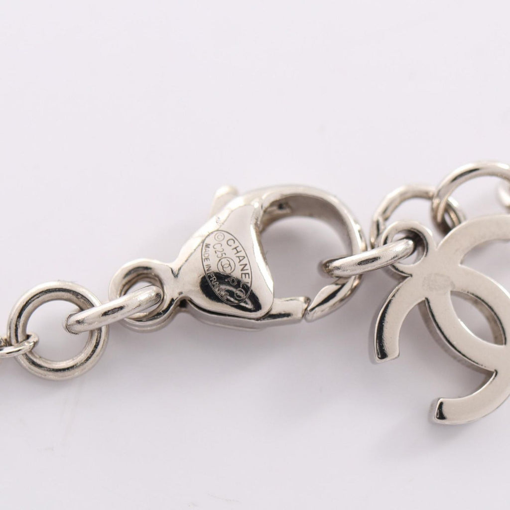 Chanel Necklace CC Logo — view 3
