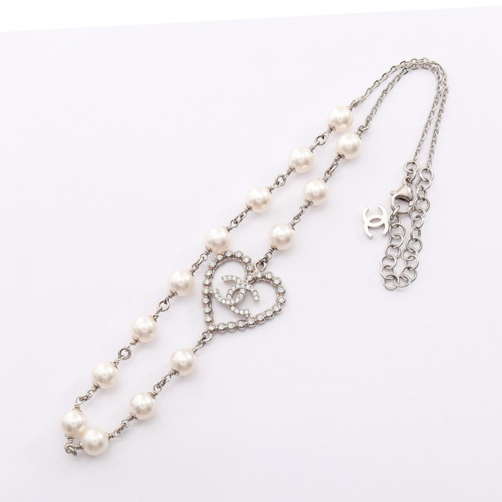 Chanel Necklace CC Logo — view 2