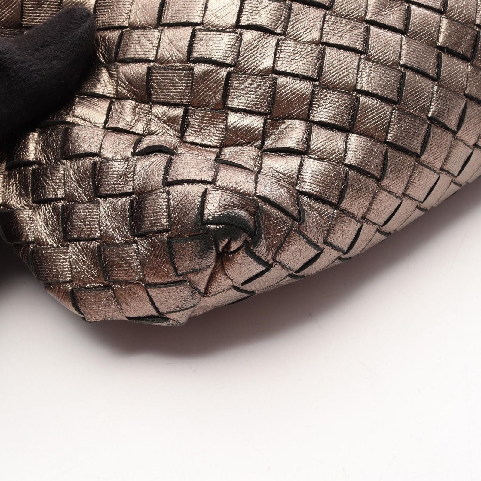 Bottega Veneta Shoulder Bag Intrecciato Champagne Gold Leather — view 9