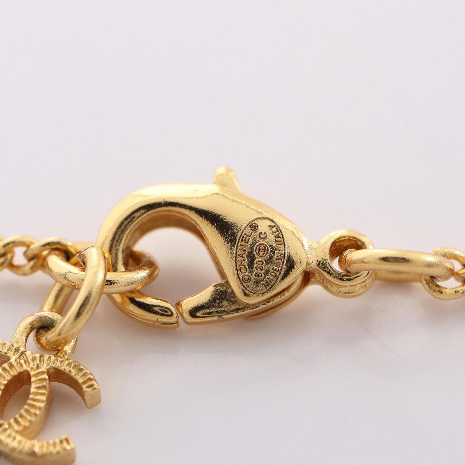 Chanel Necklace CC Logo — view 4