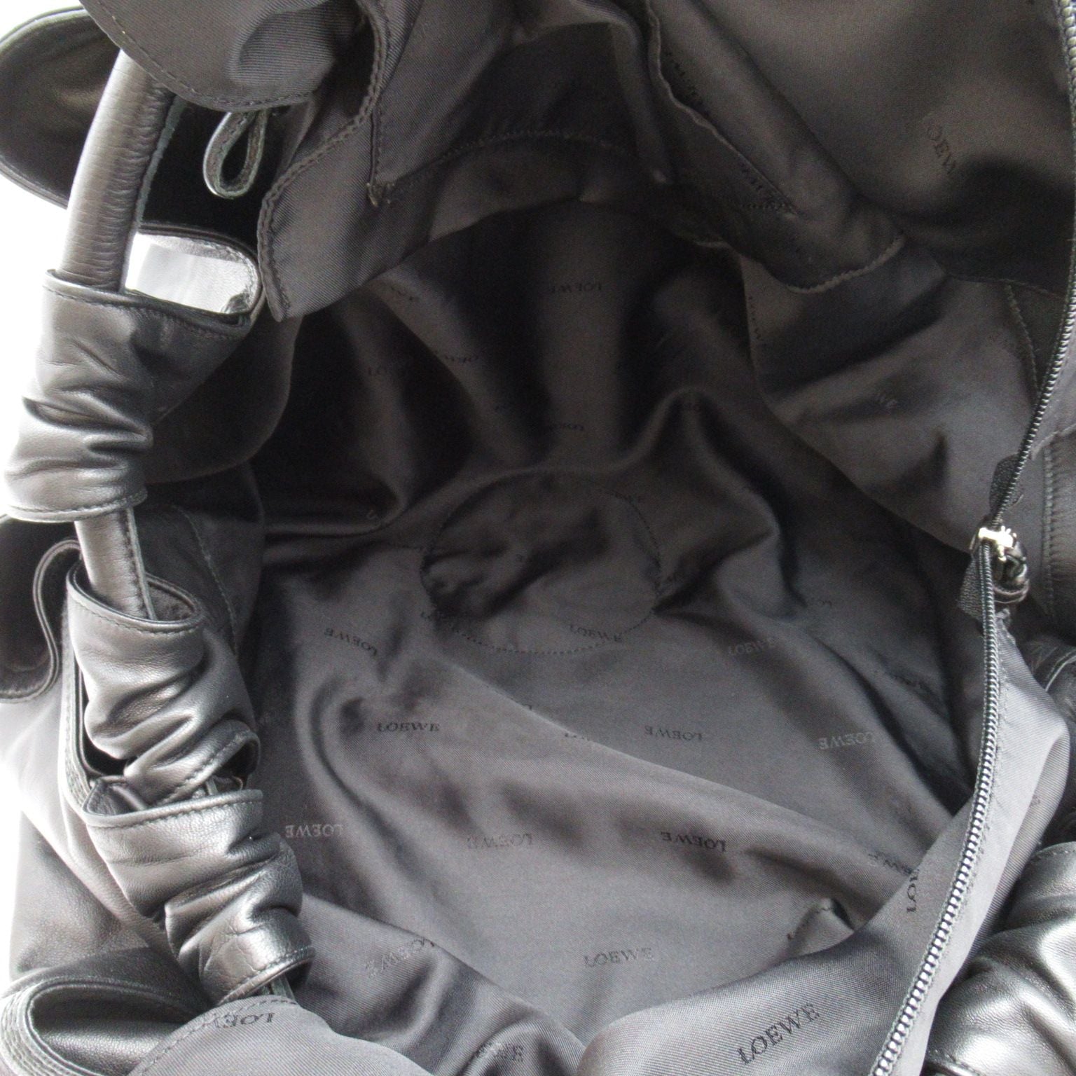 Loewe Nappa Aire Handbag Leather Black — view 7