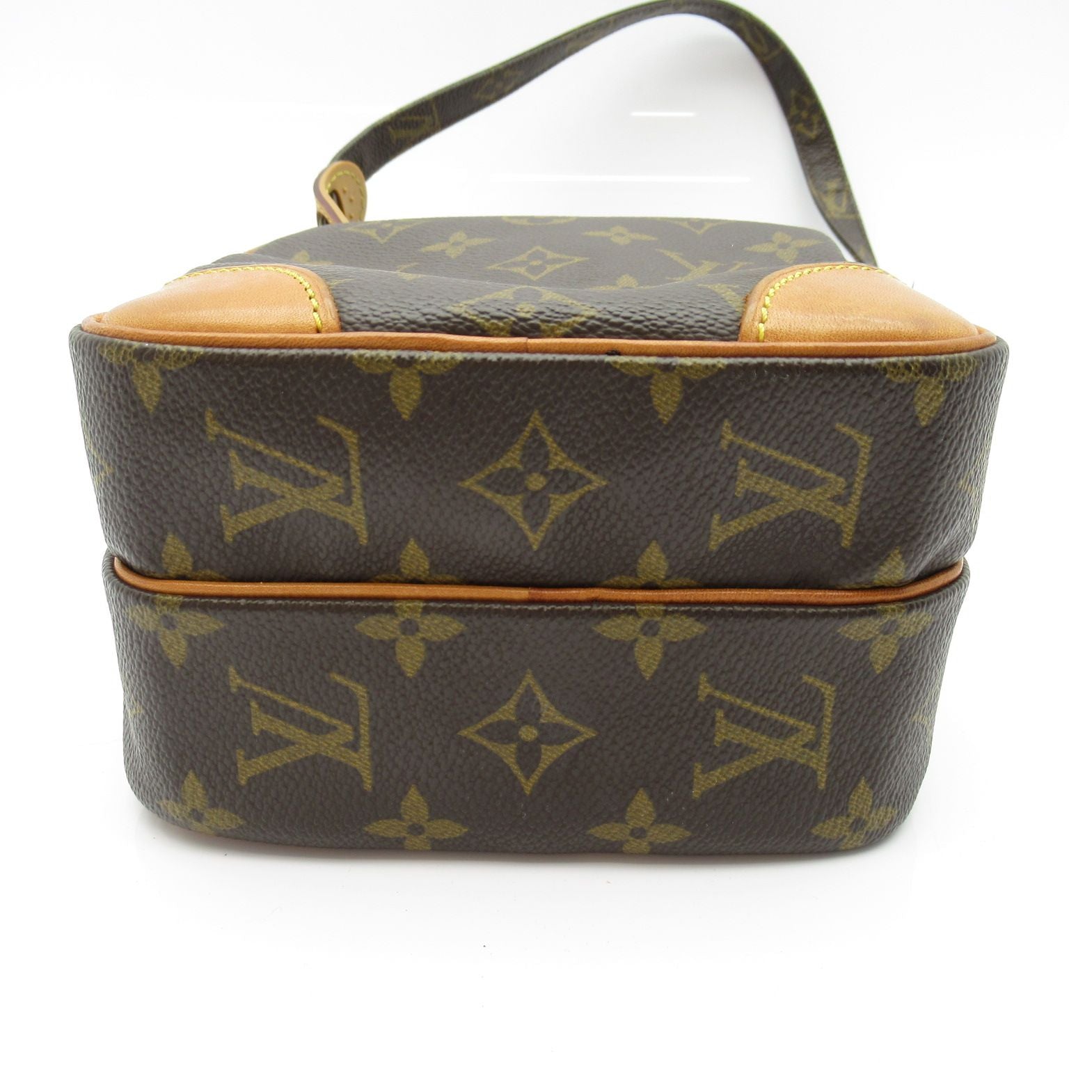 Louis Vuitton Amazon Monogram Shoulder Bag Brown — view 6