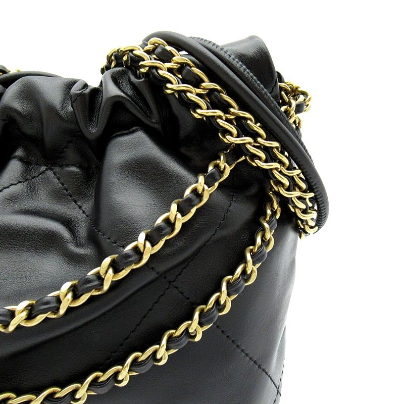 Chanel 22 Mini Handbag Calf Black — view 2