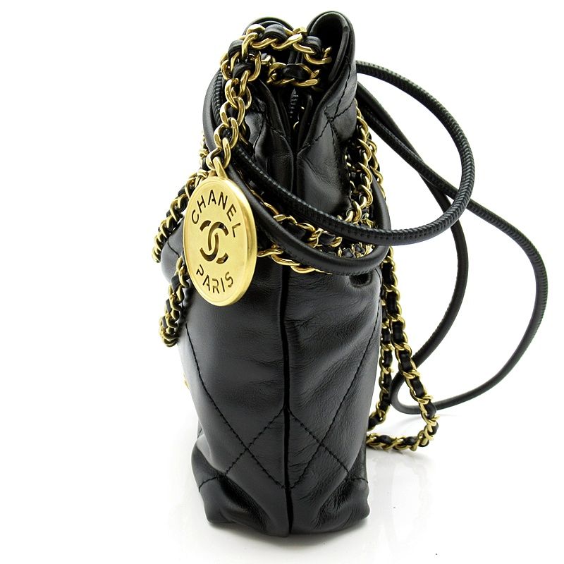 Chanel 22 Mini Handbag Calf Black — view 3