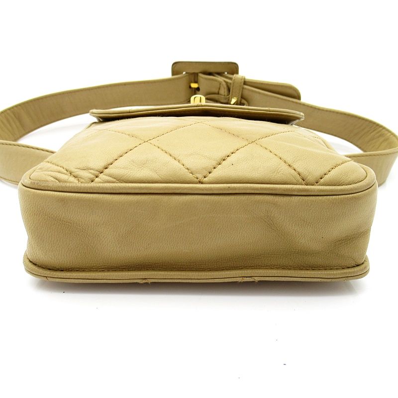 Chanel Quilted Waist Pouch Belt Bag Lambskin Beige — view 5