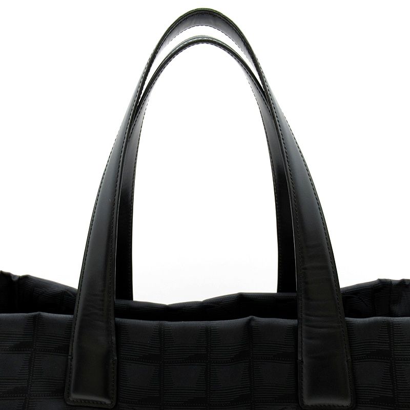 Chanel New Travel Line Tote MM Nylon Calf Black — view 2