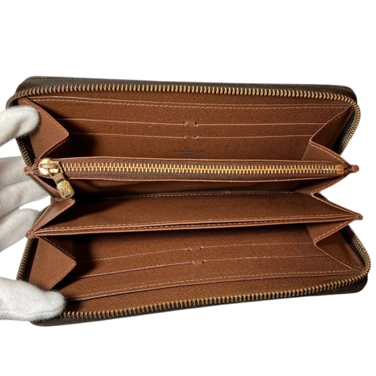 Louis Vuitton Zippy Wallet Monogram Canvas — view 3
