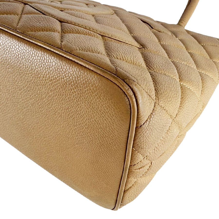Chanel Handbag Reissue Tote — view 8