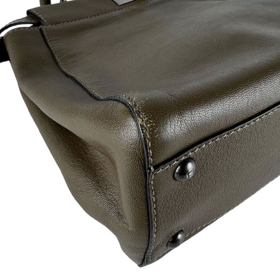 Fendi Shoulder Bag Peekaboo Regular — view 9