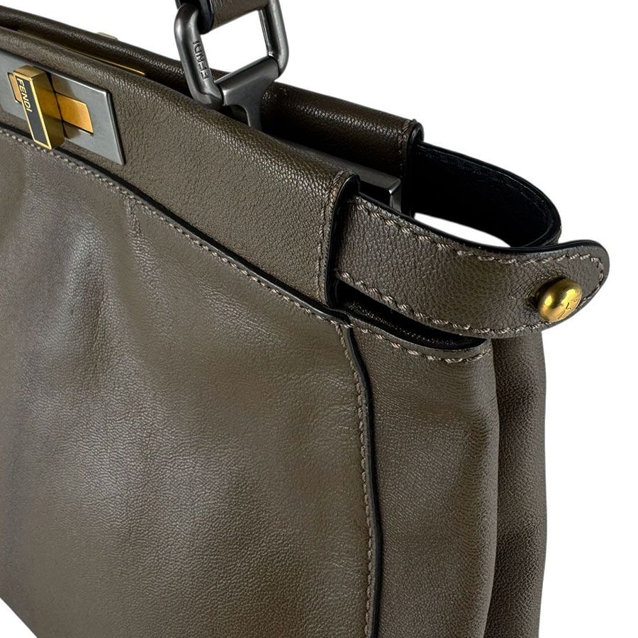 Fendi Shoulder Bag Peekaboo Regular — view 6