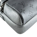 Louis Vuitton Shoulder Bag Outdoor Messenger — view 9