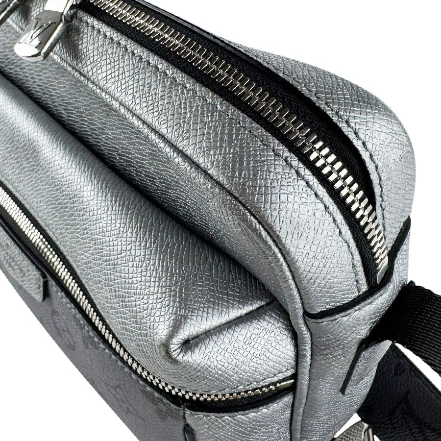 Louis Vuitton Shoulder Bag Outdoor Messenger — view 6