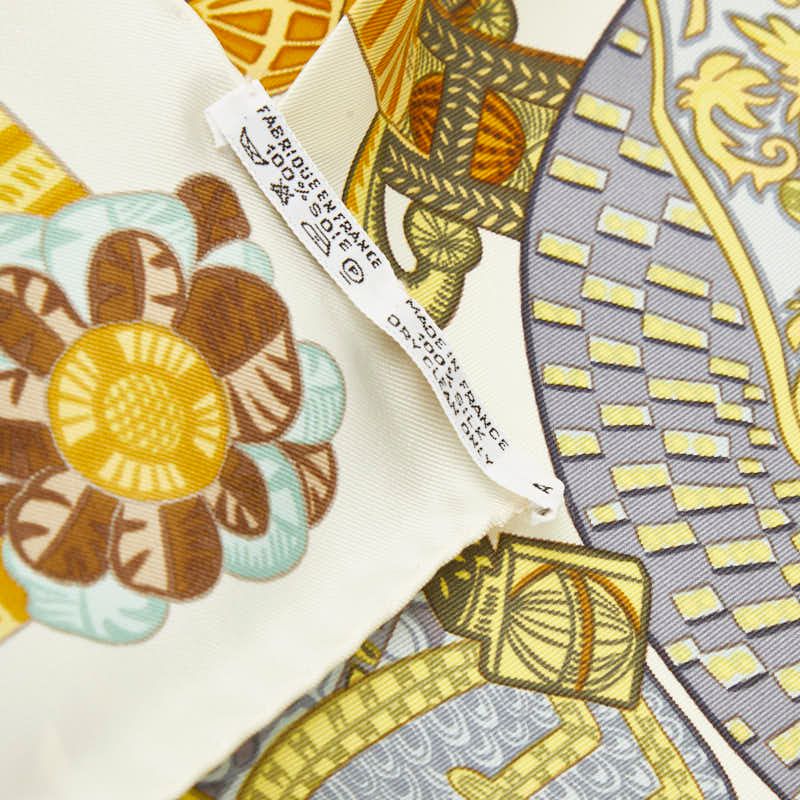 Hermes Carre 90 Armets en Panache Feather Cavalry Helmet Scarf Multicolor Silk — view 5