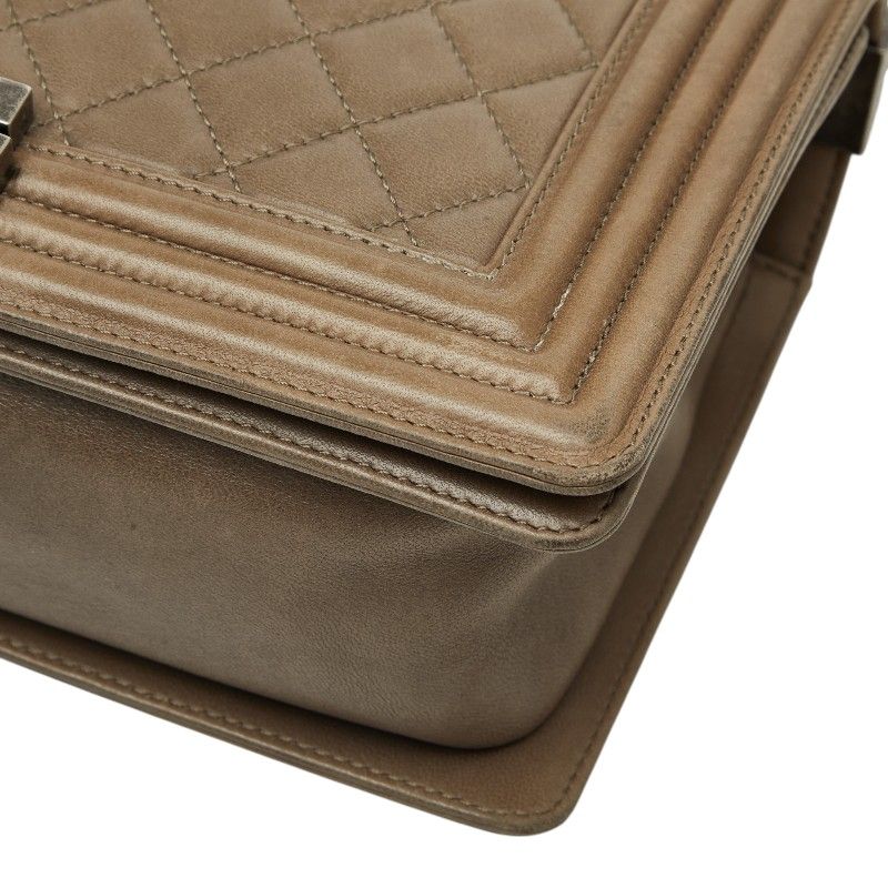 Chanel CC Logo Quilted Boy 25 Chain Shoulder Bag Khaki Green Lambskin — view 5