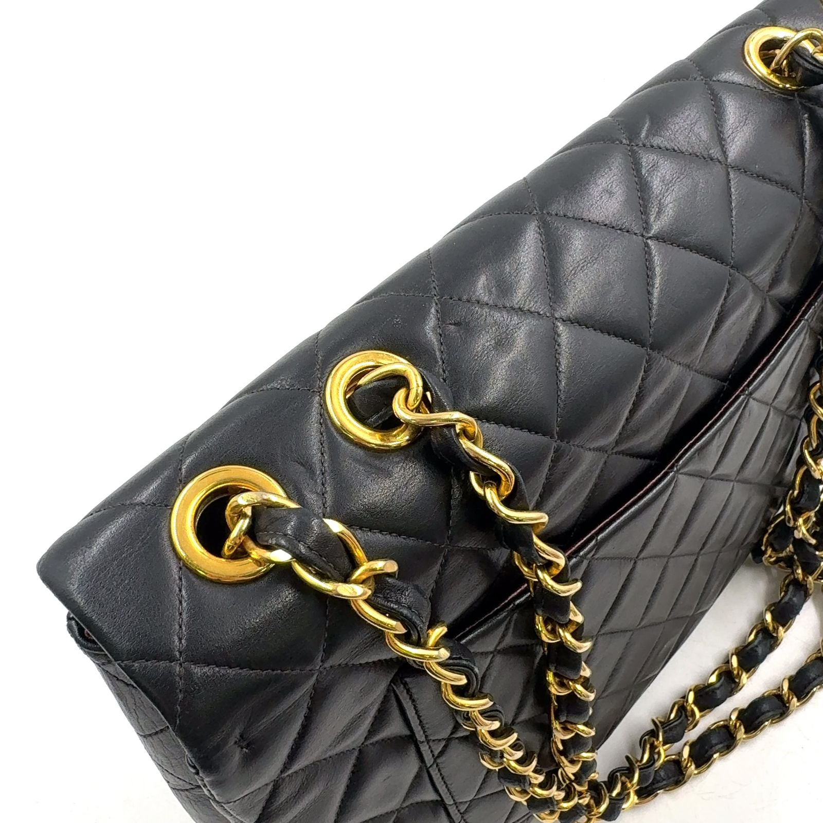 Chanel Maxi Quilted 34 Lambskin Black Chain Shoulder Bag Gold — view 8