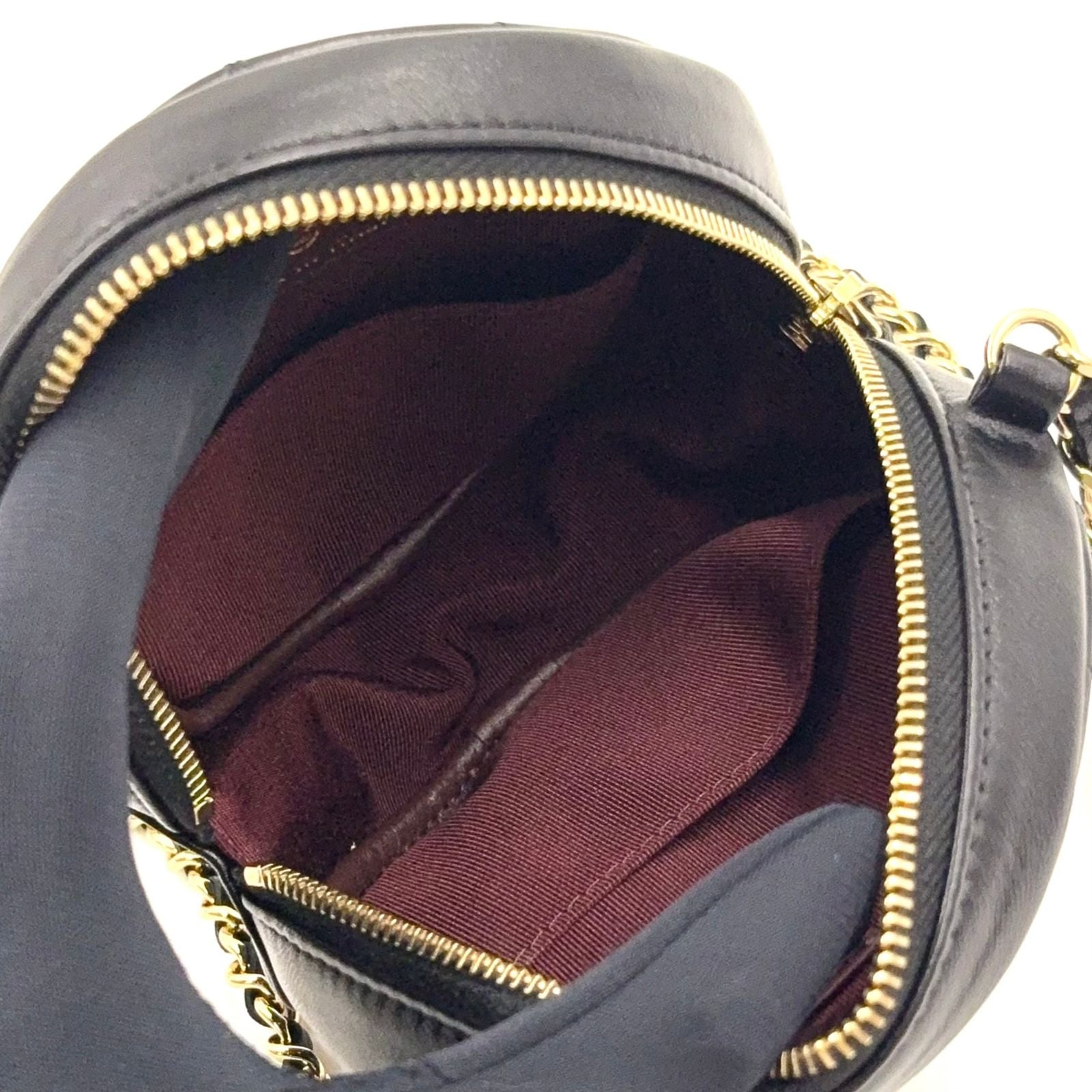 Chanel Classic Round Chain Lambskin Black Shoulder Bag Gold — view 3