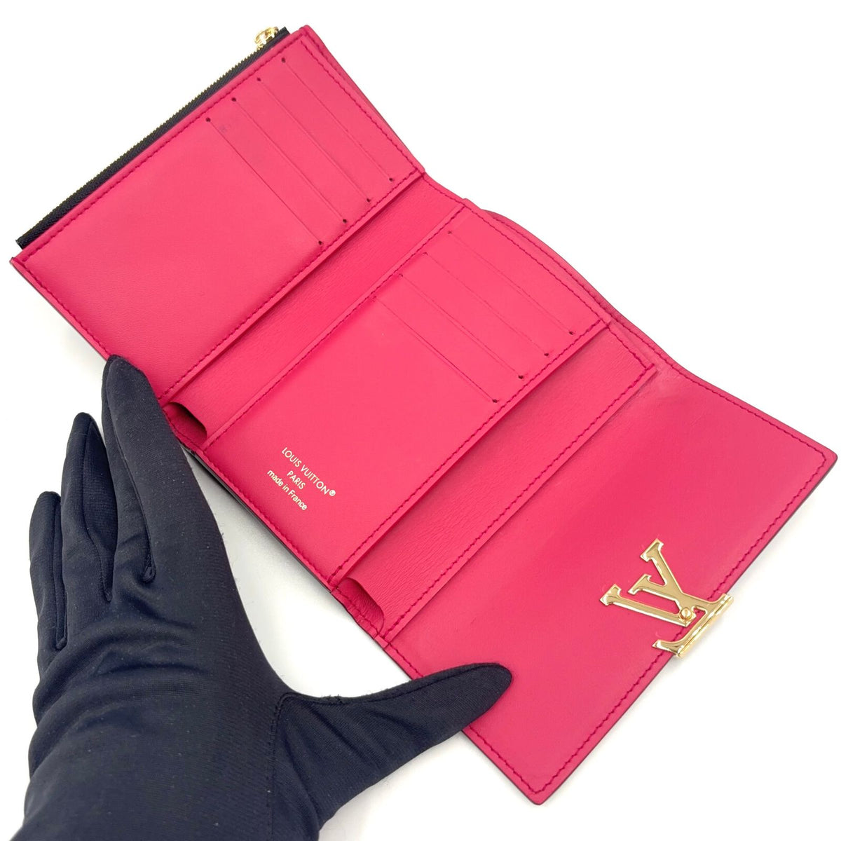 Louis Vuitton Portefeuille Capucines Compact Leather Pink Black Trifold Wallet — view 3