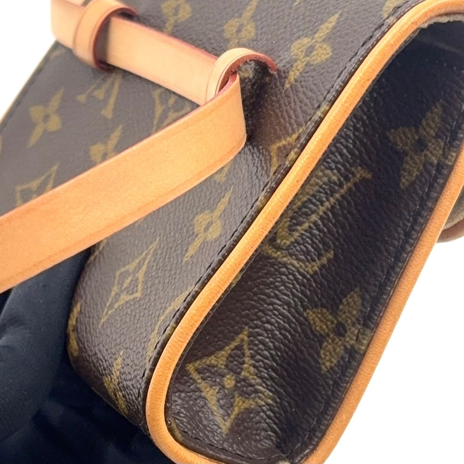 Louis Vuitton Pochette Florentine Monogram Strap XS Leather Brown Light — view 7