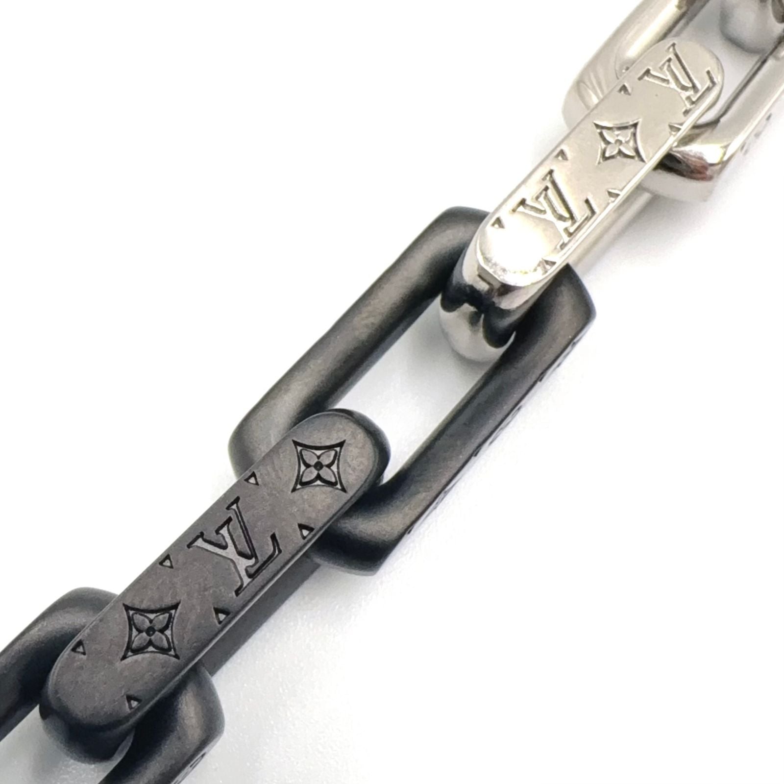 Louis Vuitton Bracelet Monogram Chain Metal Silver Black — view 4